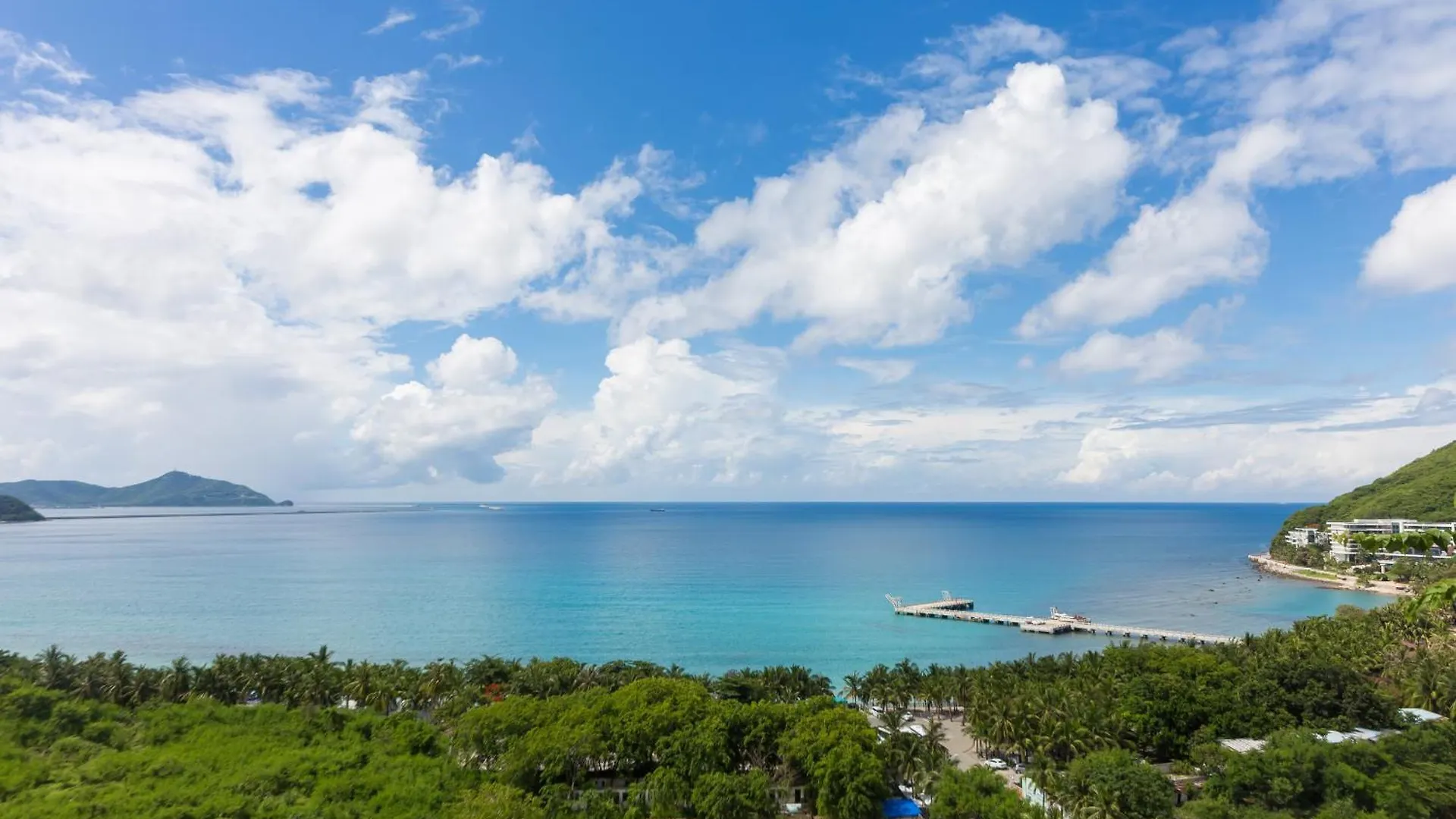 Sanya Zhi Ai Lily Seaview Apartment 0*,