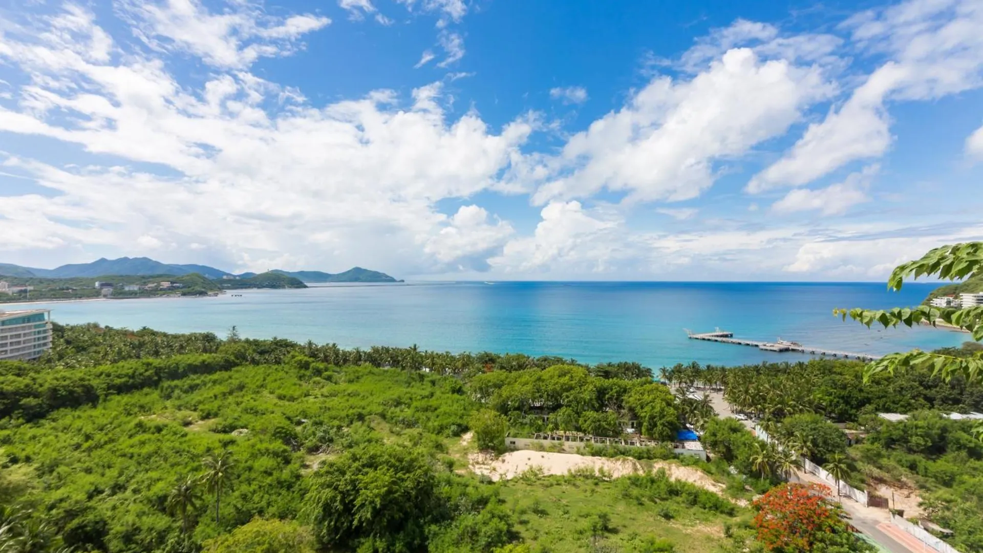Sanya Zhi Ai Lily Seaview Apartment China